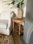 Load image into Gallery viewer, JJD Traditional Round End Table