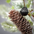 Load image into Gallery viewer, Pinecone & Bell Pine Garland
